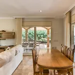 Olive Holiday home *